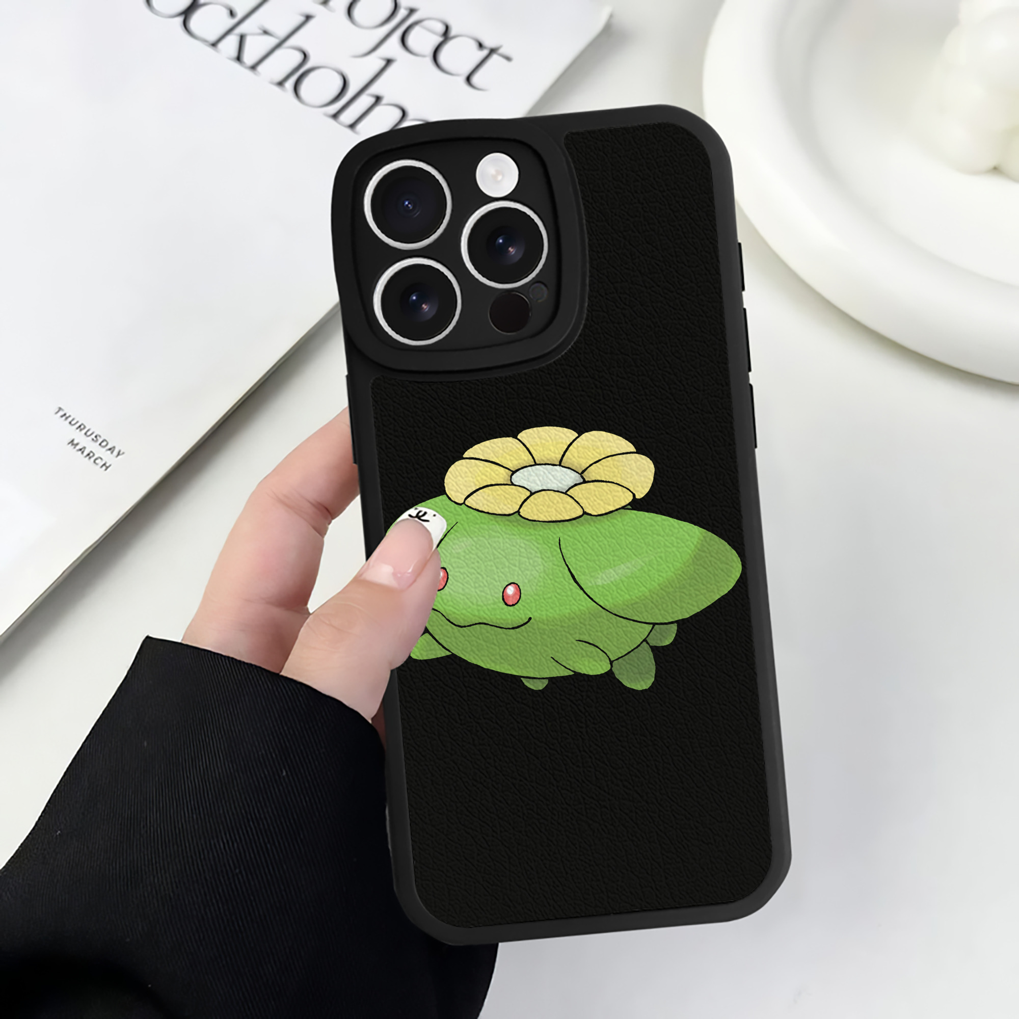 （画像用） ポケットモンスター Pokémon 【iPhone 16シリーズ対応】シリコンスマホケース（レザー調） 材質：シリコン